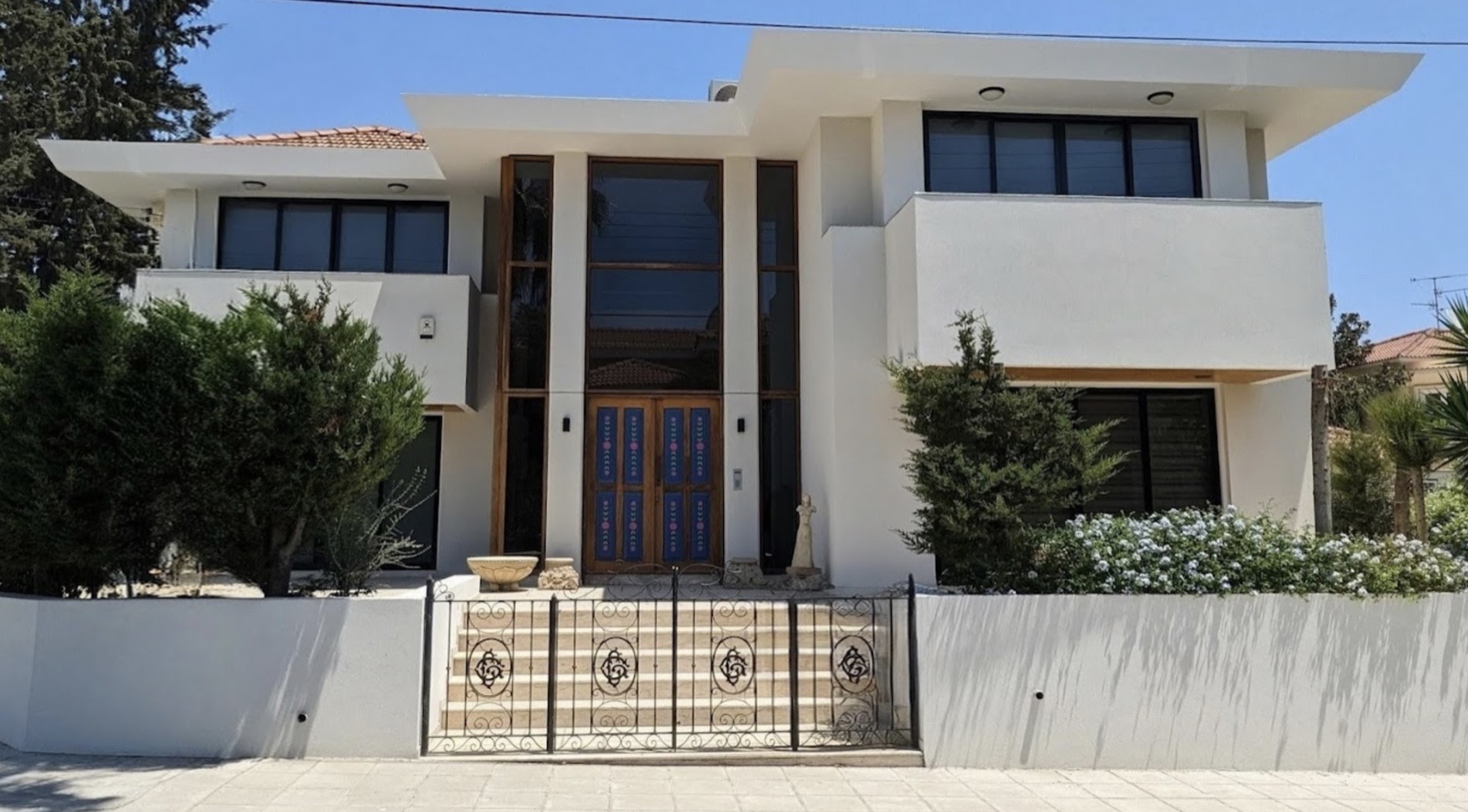 Lyra Music & Arts School